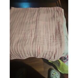 Muslim Baby Blanket 43 X 43 Pink White